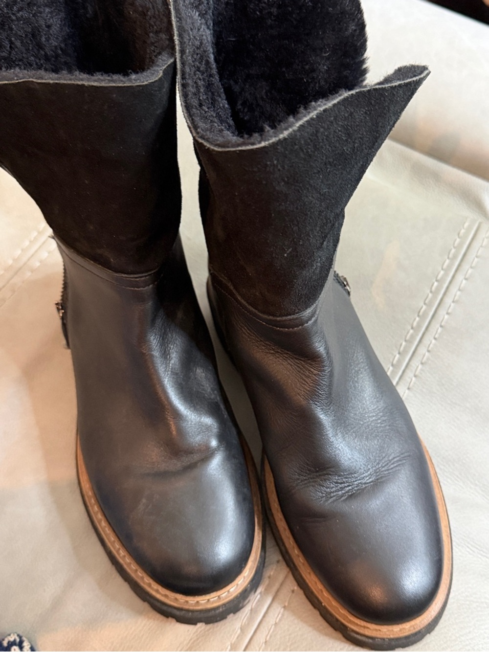 Women’s Black Leather & Suede Combat Boots with Lug Sole size 40 - Picture 6 of 7